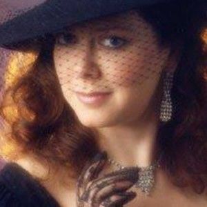 Meet your Posher, Francesca